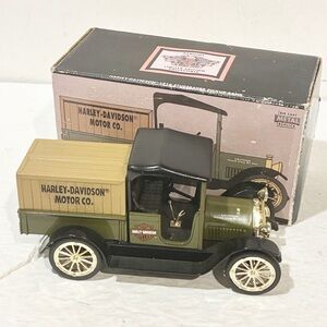 Harley-Davidson 1916‎ Die-Cast Studebaker Bank-Limited Edition NEW